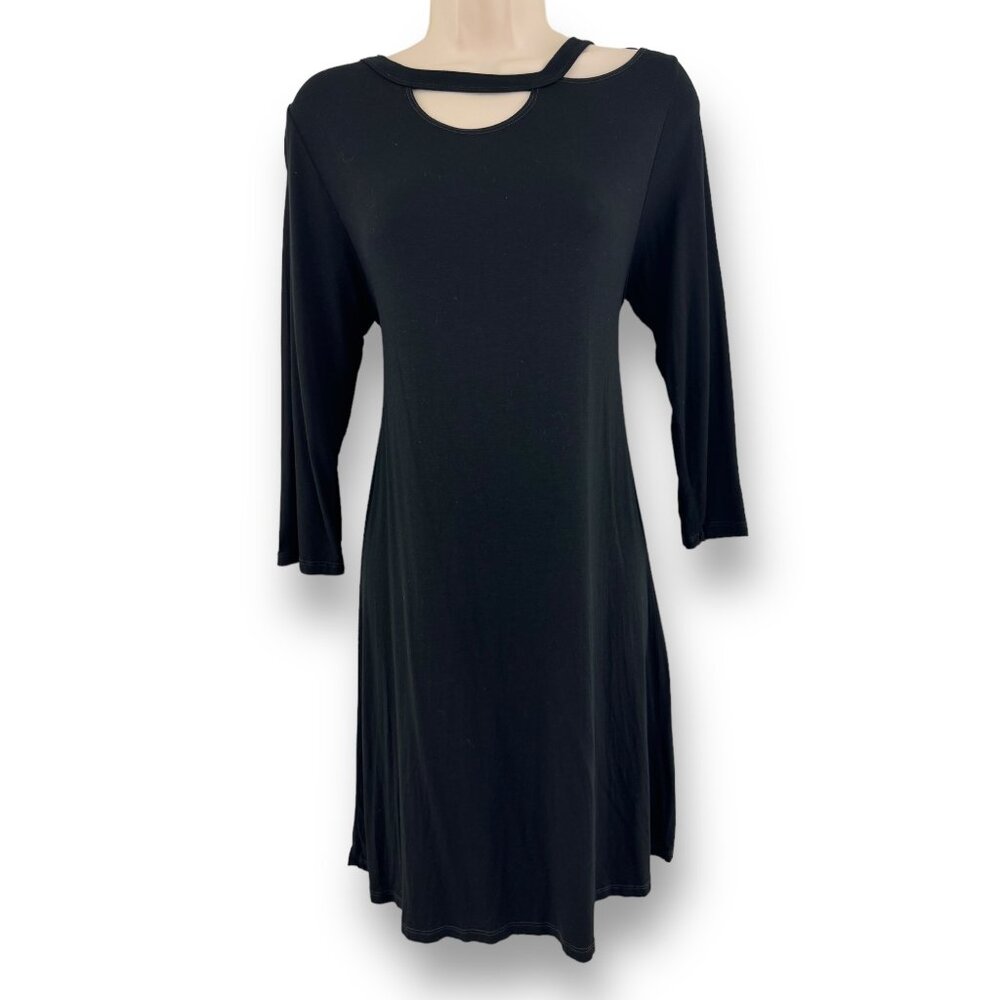 Size Small LITTLE BLACK CUTOUT SOFT KNIT SHIFT DRESS Day/Evening All-Season